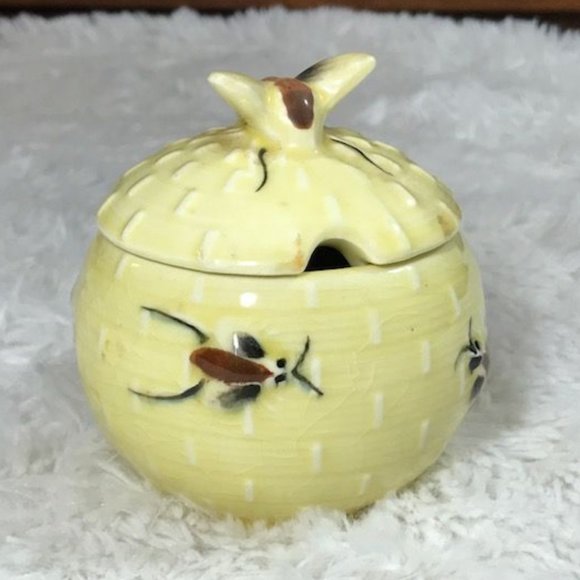 Vintage Yellow Glazed 3D Honey Pot with Wood Honey Dipper - Picture 4 of 8